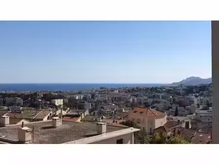 t2 – 52 m² – vue mer – quartier saint-sauveur