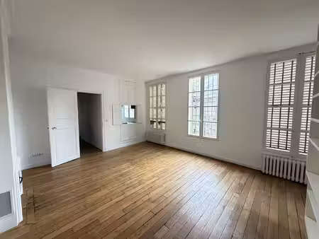 appartement versailles 4 pièce(s) 84.48 m2 en parfait état