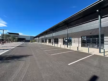 local commercial serignan - 90m²