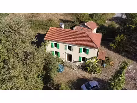 charmante maison de campagne à rénover
