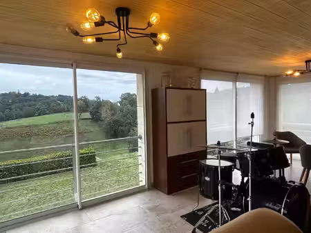 domaine de prestige + activité locative existante