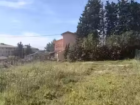 vente terrain à batir 445 m² à aix-en-provence (13090)  360 000 €