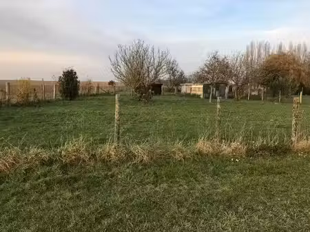 vente terrain 813 m² à coulommiers (77120)  95 000 €