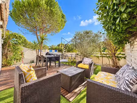 maison t5 de 100m2 avec jardin
