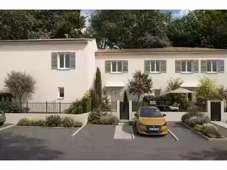 vente terrain 200 m² à la crau (83260)  190 000 €