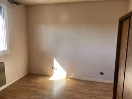 à louer appartement t3 de 53 71 m2 avec balcon à beaurepai
