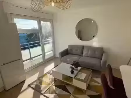 dernière chambre disponible en colocation – nantes – t4 meublé avec balcon