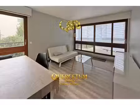 appartement 51.07 m² 2 pièces 1 chambre - parking extérieur - central sur le chesnay