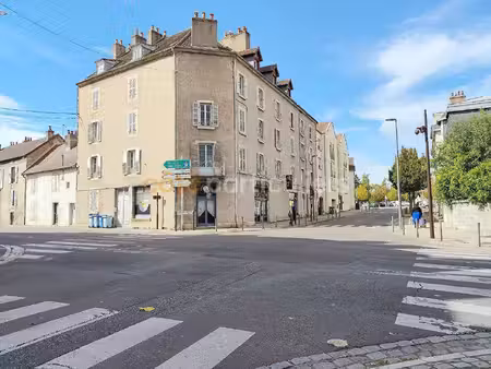 local commercial à vendre