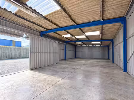 local professionnel à louer lourdes 1 pièce(s) 105m2 700€/mois ht/hc