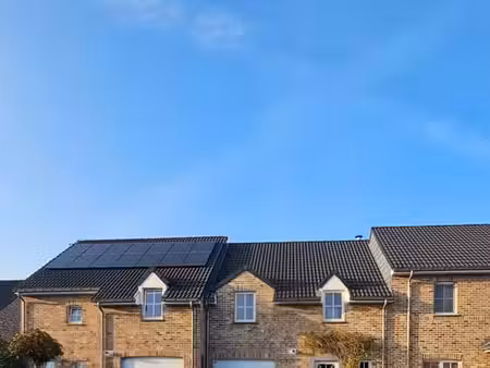 agréable maison 3chambres au calme d'un clos terrasse jardin