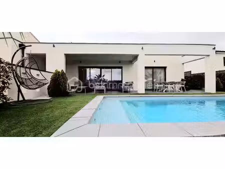 maison contemporaine de 156 m² à nailloux