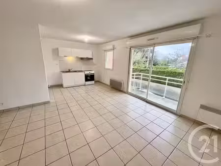 appartement f2 à louer - 2 pièces - 49 m2 - bozouls - 12 - midi-pyrenees