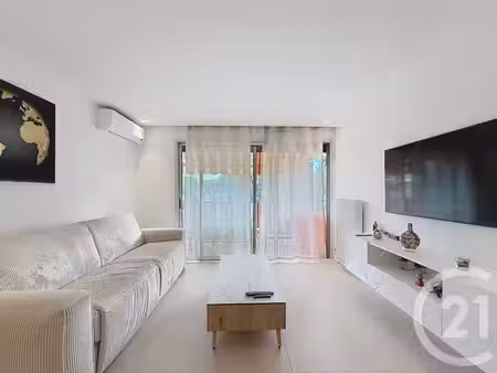 appartement studio à louer - 1 pièce - 25 60 m2 - mandelieu la napoule - 06 - provence-alp