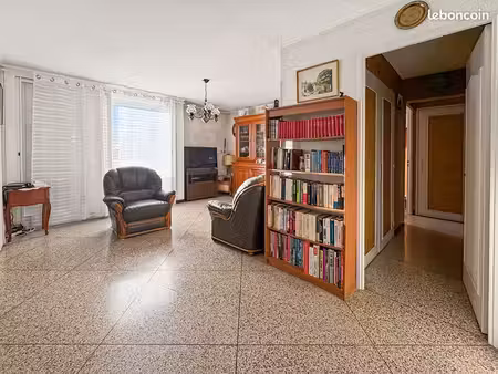 appartement 4 pièces 65 m²
