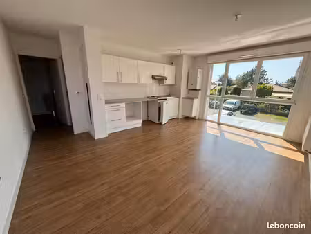 loue appartement t2 42m² au centre ville de la teste de buch