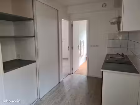 beau f2  40 m2  proche centre-ville/gare