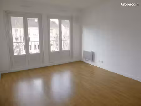 appartement f3 à ay 7 place salvador allende