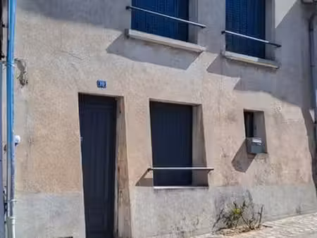 location maison de bourg t 3 brioude centre