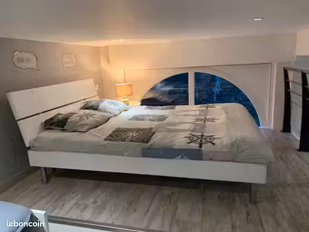 cocooning comme dans un bateau avec garage intra muros