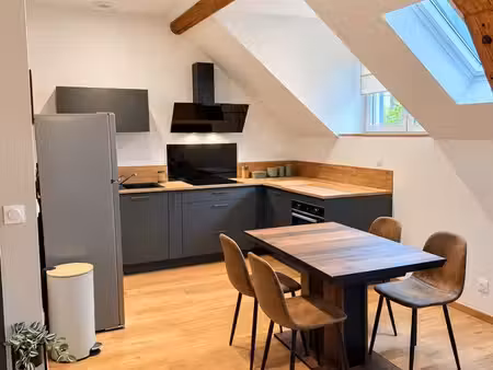 appartement meublé  entièrement neuf  situé à seulement 10 minutes à pied de la gare de lo