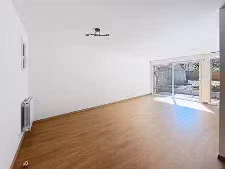 location appartement 4 pièces 110.32 m² à mont-de-marsan (40000)  1 050 €