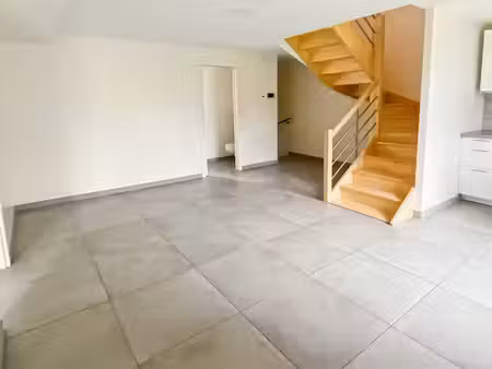 location meublée appartement 4 pièces 58.71 m² à mennecy (91540)  1 055 €