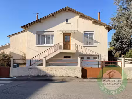 a vendre maison individuelle avec sous-sol complet au coeur d