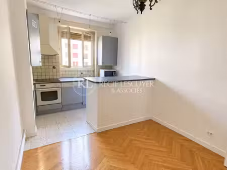t3 - 6 rue philippe de lasalle - 69004 lyon