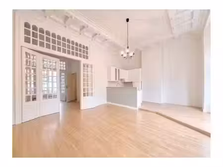 appartement à louer à avenue roger vandendriessche 32 woluwe-saint-pierre (vbe82471)