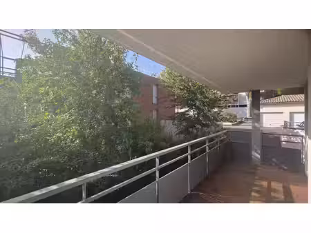 t2 - castanet tolosan - balcon + parking 2 places