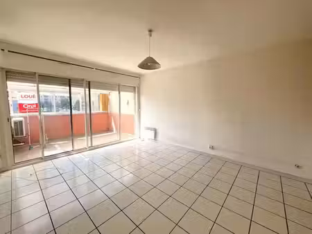 location appartement 3 pièces 52.72 m² à manosque (04100)  780 €