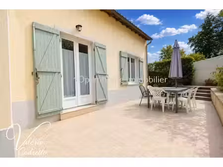 maison 2 pièces de 47 05 m² avec jardin et deux terrasses – le pradet  les oursinières