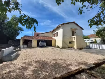 maison et 2 chambres indépendantes sur 427 m²