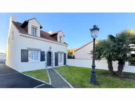 maison saint sébastien sur loire - annexes - hangar - jardin - grande parcelle -