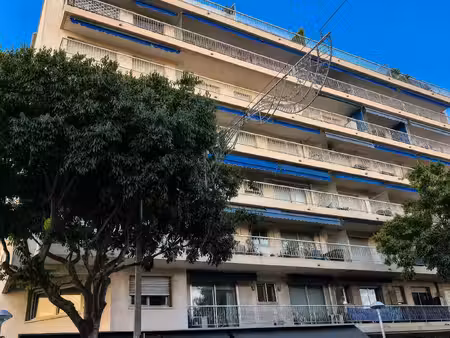 juan les pins  quartier le lys  grand 3 pièces 90m2 avec pet