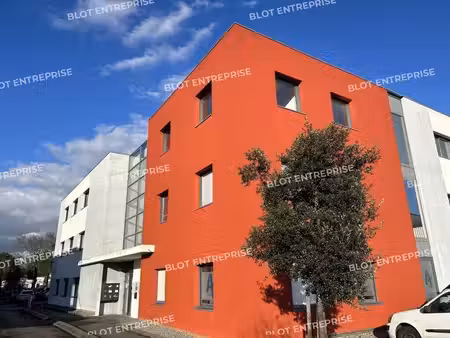 vente bureaux basse goulaine 44115 141m²