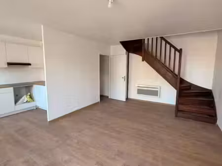 t3 / 65m² / savigny-le-temple-nandy (rer d)