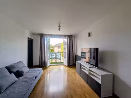 appartement meublé le mesnil le roi 3 pièces 57.54 m2