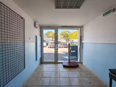 à louer ? local commercial de 55 m² ? salbris