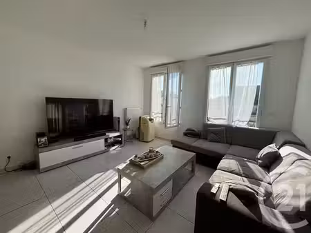 appartement f2 à louer - 2 pièces - 45 55 m2 - neufmoutiers en brie - 77 - ile-de-france