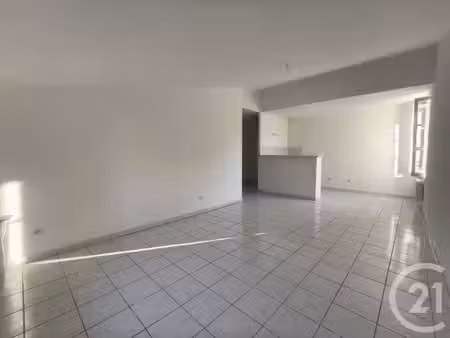 appartement f3 à louer - 3 pièces - 69 m2 - pezenas - 34 - languedoc-roussillon