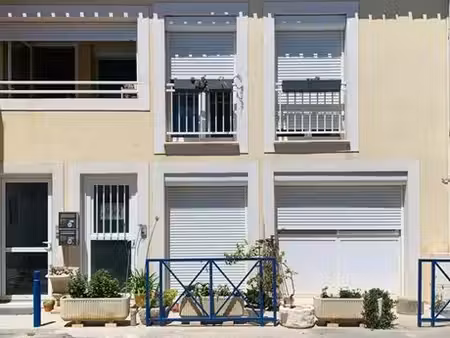 bail mobilité : les pieds dans l'eau - t2 40m²