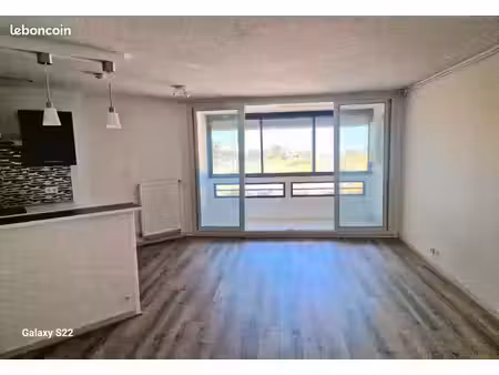 vente grand t2 marseille 13009