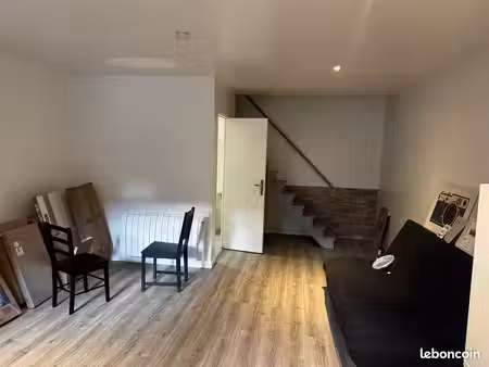 maisonnette f3 meublée – 55 42 m² – centre-ville de saulx-les-chartreux