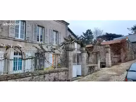 grand studio 28m2 mallièvre proche puy du fou