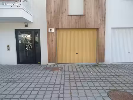 loue garage