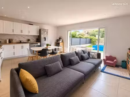 maison 3 pièces 80 m²