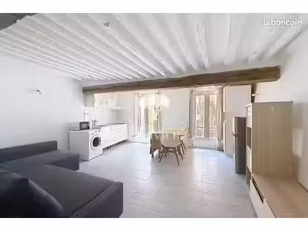 studio 27 m² apt