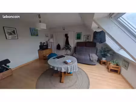 les pieds dans l'eau  sous location 3 mois   appartement résidence face mer